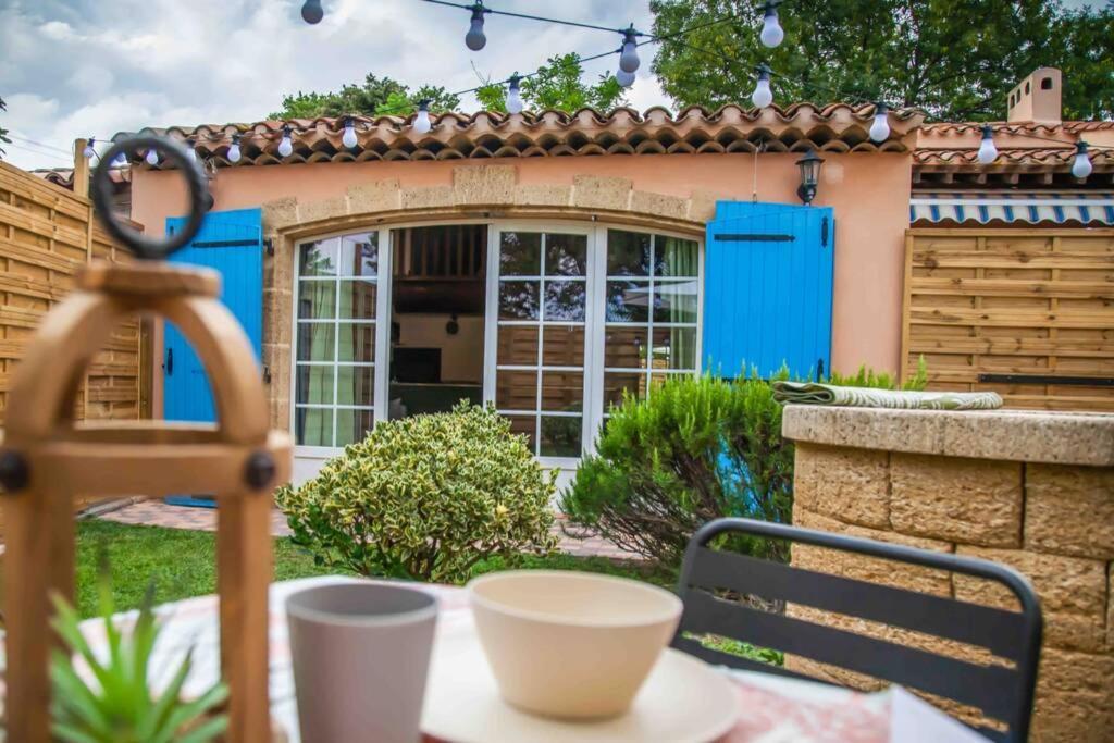 Charmant Studio/T2 Au Calme Avec Jardin Et Parking Fos-sur-Mer Luaran gambar
