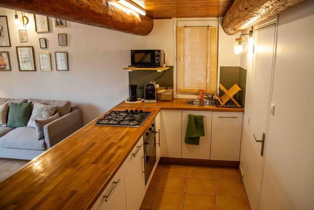 Charmant Studio/T2 Au Calme Avec Jardin Et Parking Fos-sur-Mer Luaran gambar